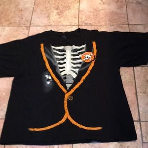 Ink inc T shirt with skeleton graphic